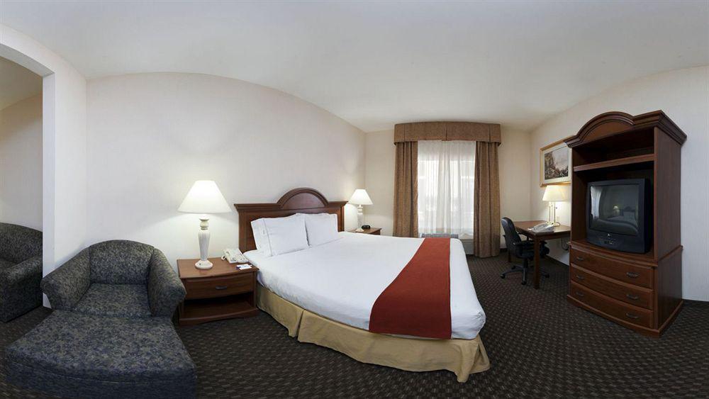 Holiday Inn Express Hotel & Suites Marion By Ihg Buitenkant foto