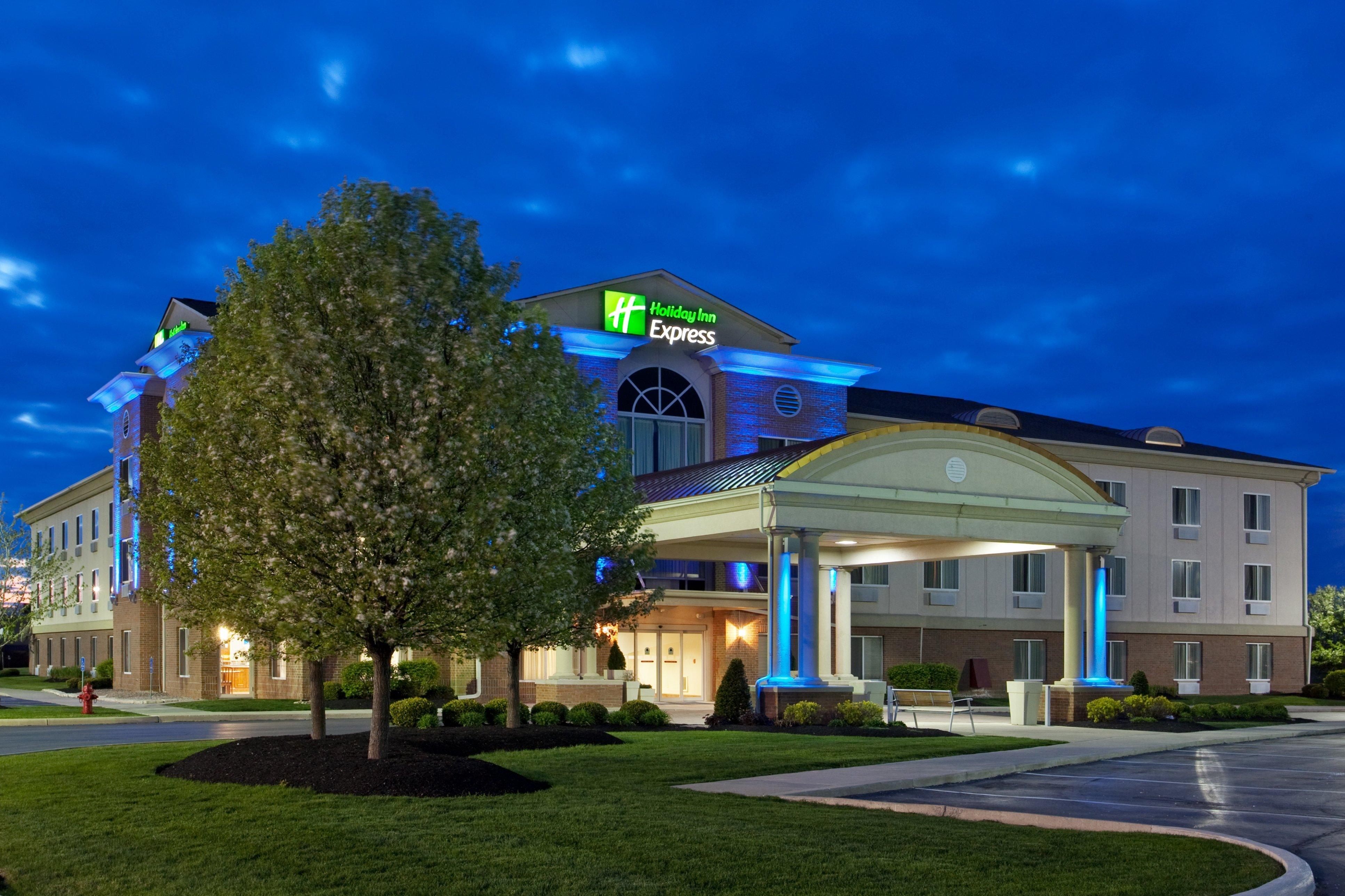 Holiday Inn Express Hotel & Suites Marion By Ihg Buitenkant foto