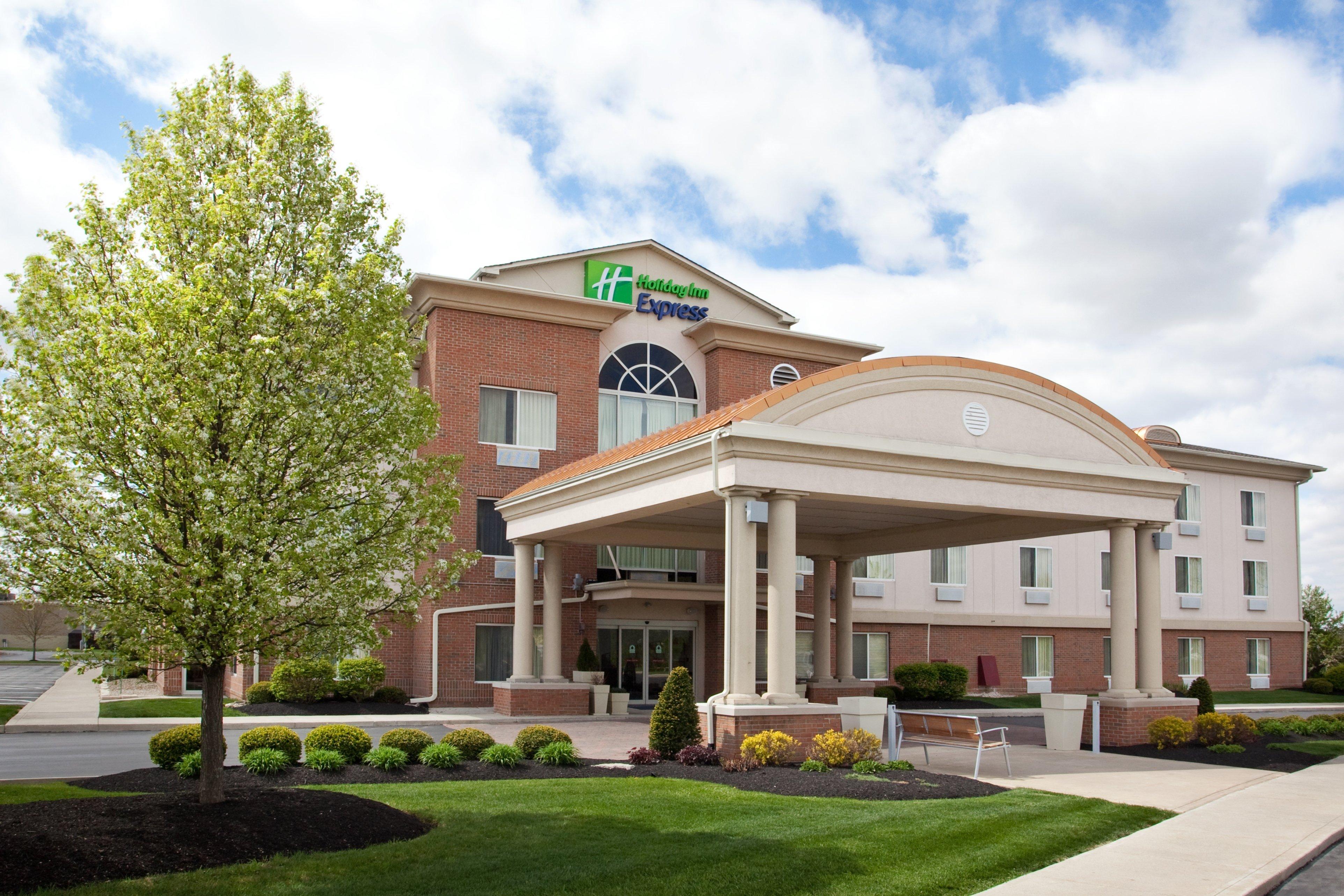 Holiday Inn Express Hotel & Suites Marion By Ihg Buitenkant foto