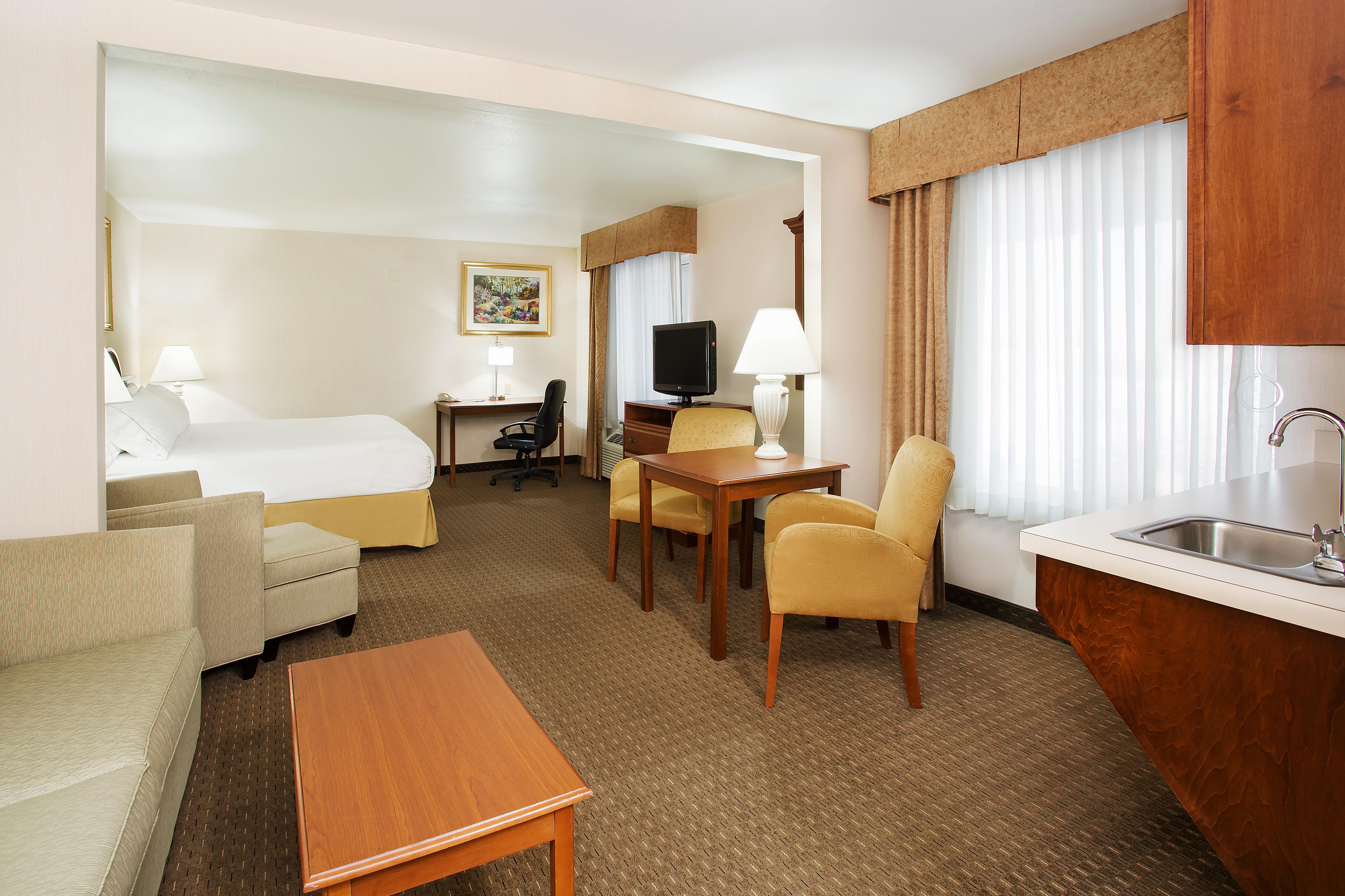 Holiday Inn Express Hotel & Suites Marion By Ihg Buitenkant foto