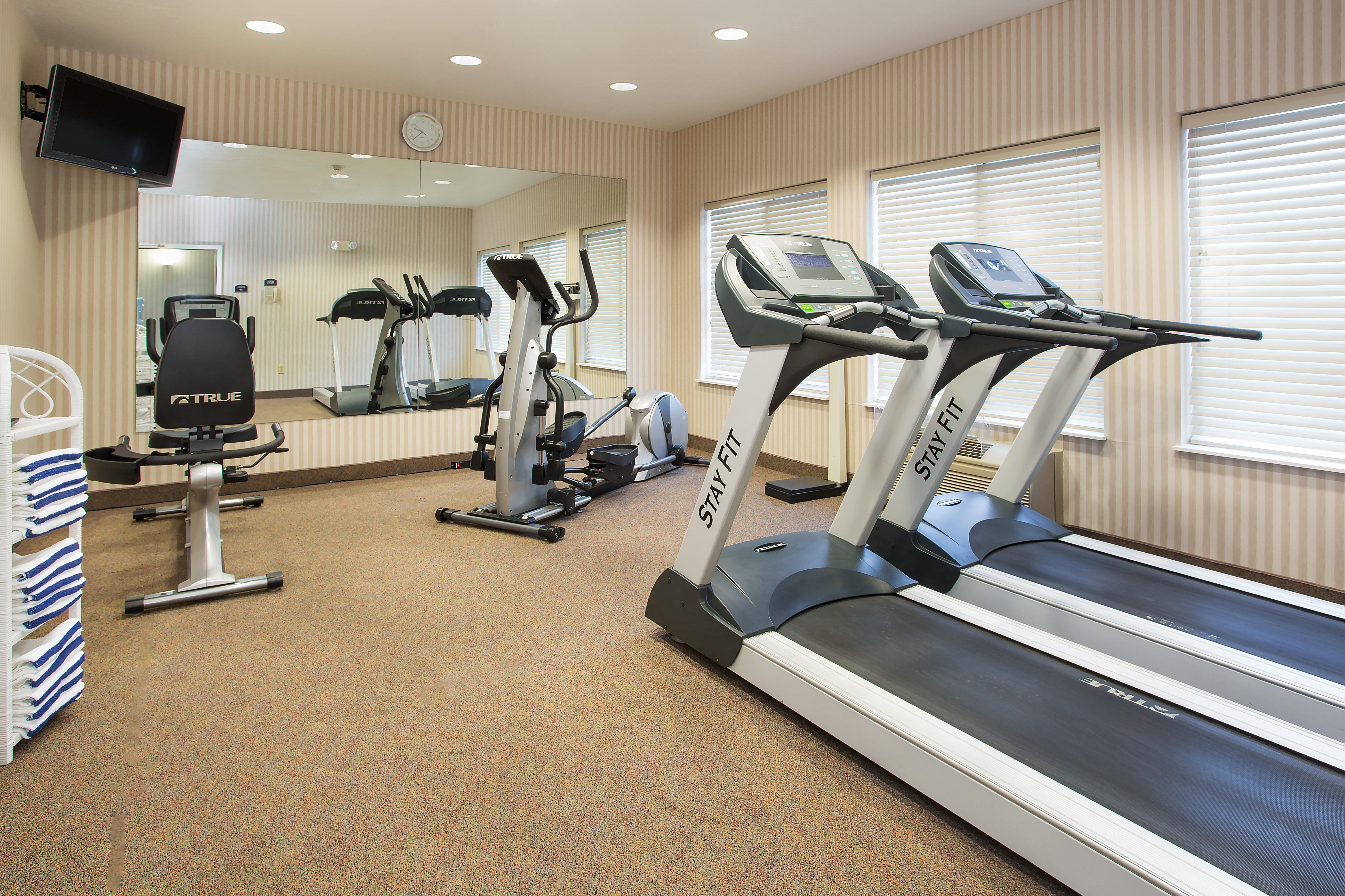 Holiday Inn Express Hotel & Suites Marion By Ihg Buitenkant foto