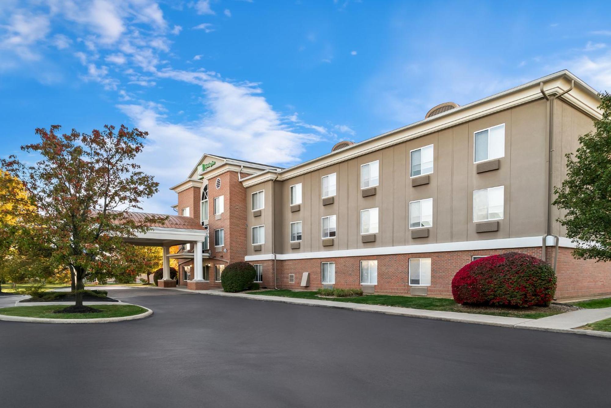 Holiday Inn Express Hotel & Suites Marion By Ihg Buitenkant foto