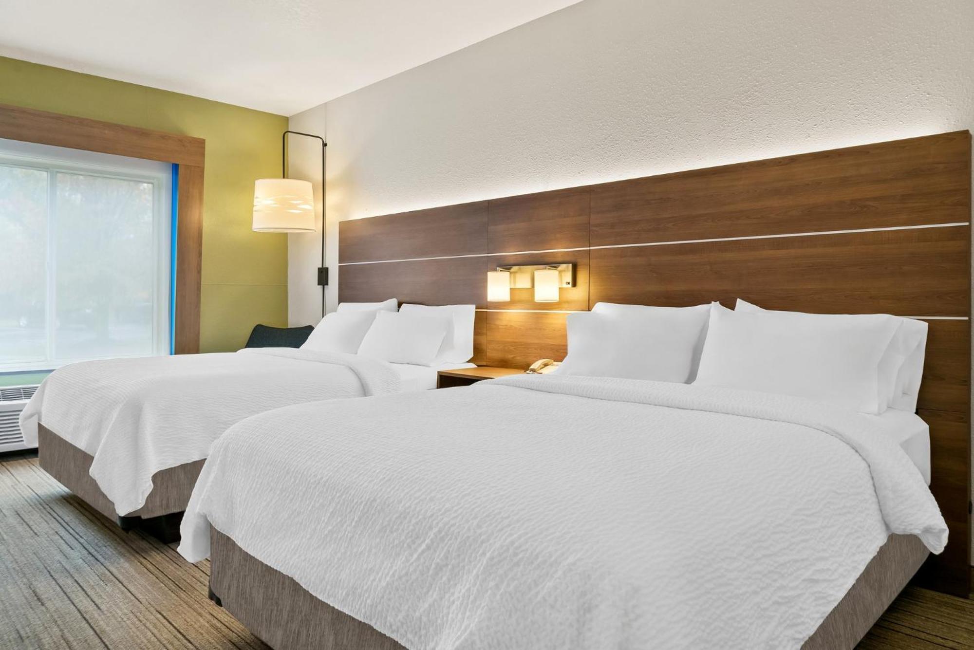 Holiday Inn Express Hotel & Suites Marion By Ihg Buitenkant foto