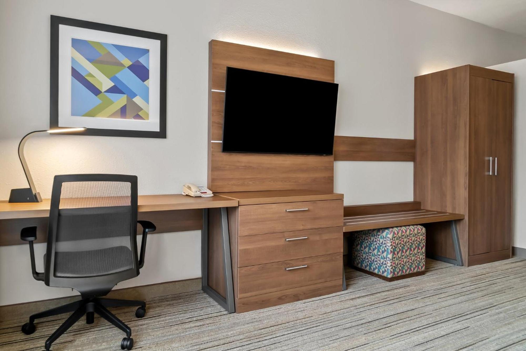 Holiday Inn Express Hotel & Suites Marion By Ihg Buitenkant foto