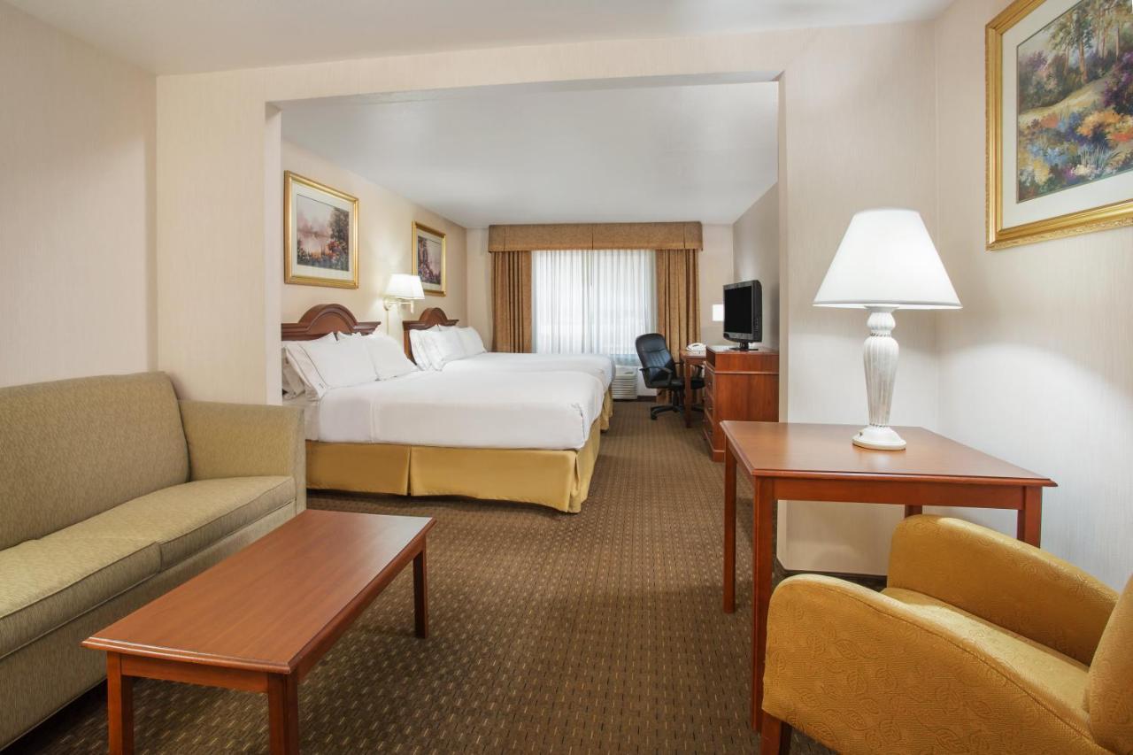 Holiday Inn Express Hotel & Suites Marion By Ihg Buitenkant foto